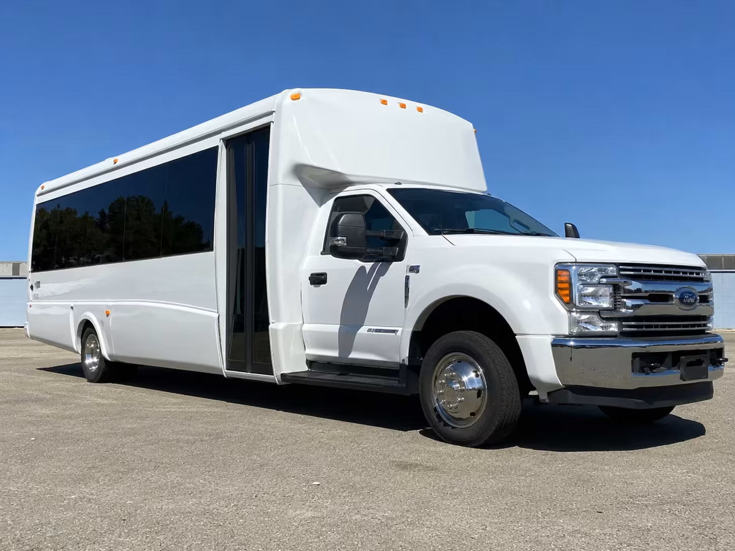 20 passenger minibus
