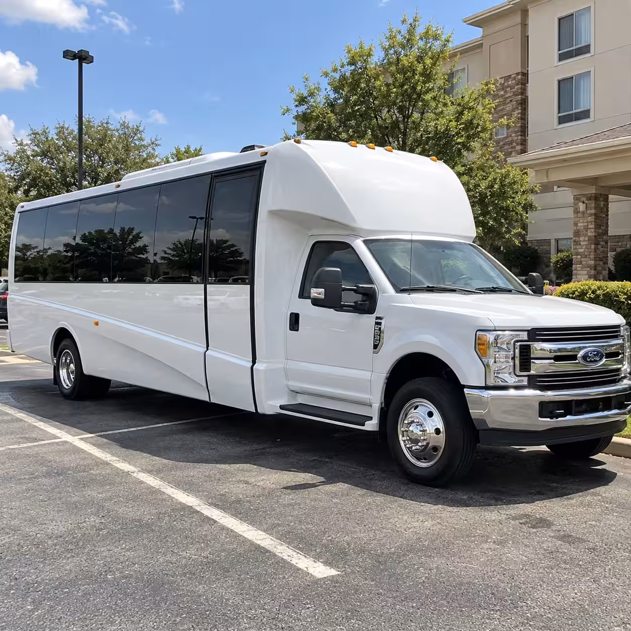 minibus rentals for parma prom groups who want comfort and flexibility