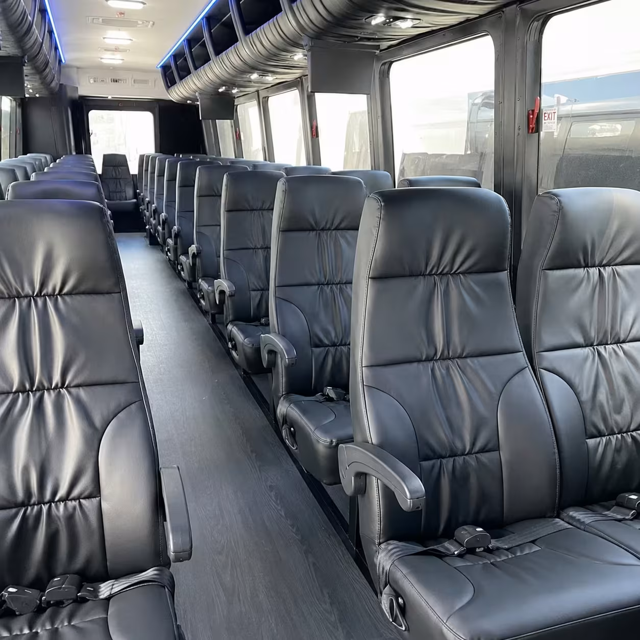parma 15 passenger minibus rental