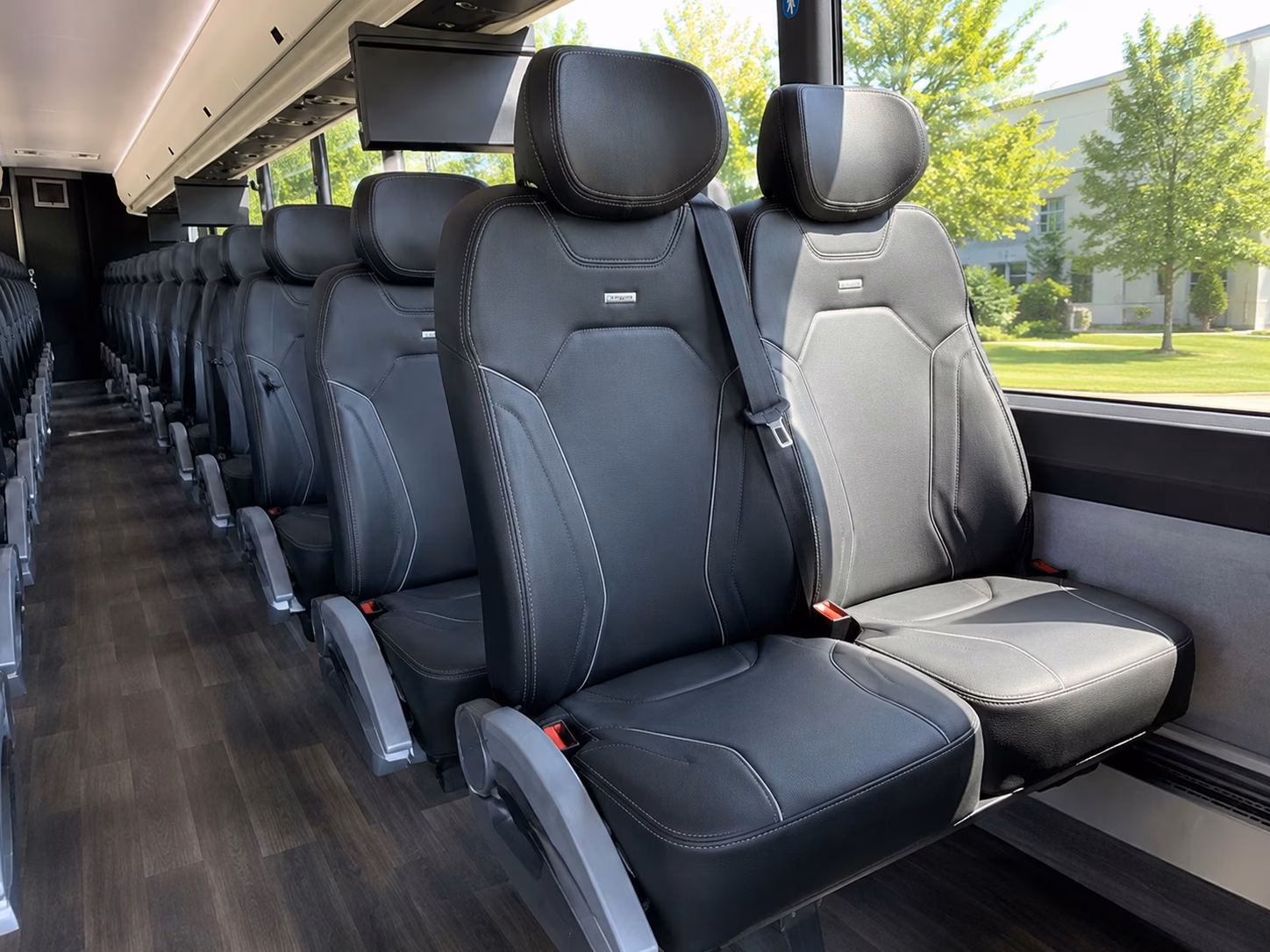 wedding reception bus rentals to popular parma area venues