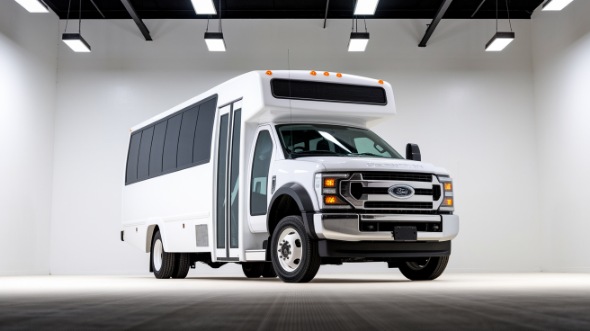 parma 25 passenger minibus